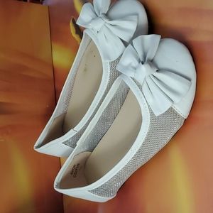 Girls White Sparkly Shoes